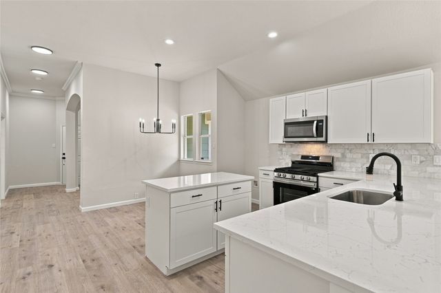 1401 Live Oak Lane, Savannah, TX 76227