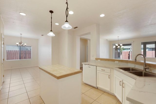 3243 Bryant Dr, Stockton, CA 95212