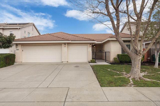 3243 Bryant Dr, Stockton, CA 95212