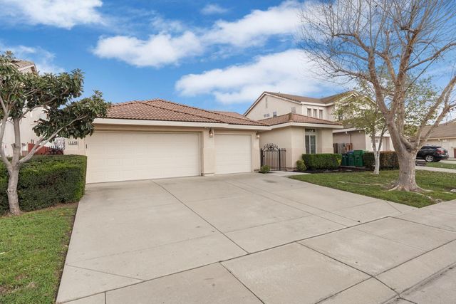 3243 Bryant Dr, Stockton, CA 95212
