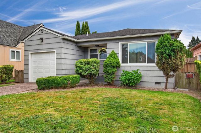 306 Douglas Street, Longview, WA 98632