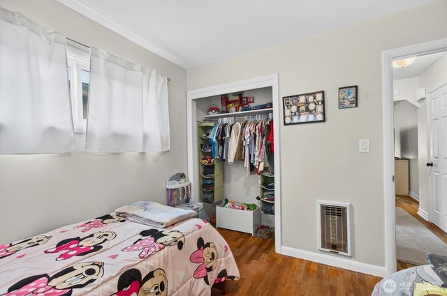 306 Douglas Street, Longview, WA 98632