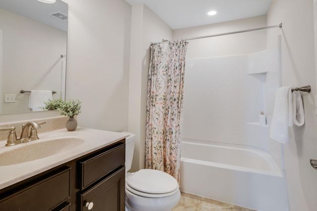 5545 Garland Lane N, Plymouth, MN 55446