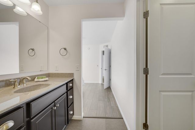 5545 Garland Lane N, Plymouth, MN 55446