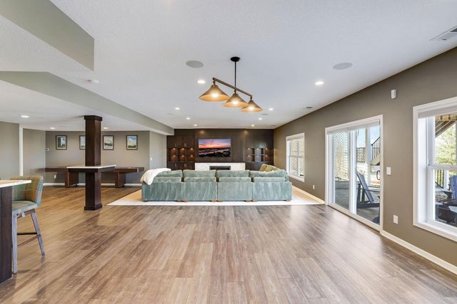 5545 Garland Lane N, Plymouth, MN 55446