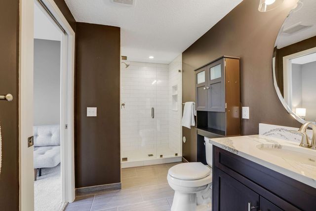 5545 Garland Lane N, Plymouth, MN 55446