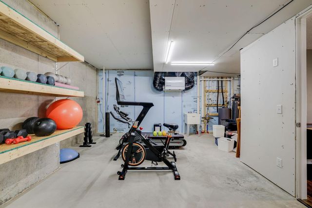 5545 Garland Lane N, Plymouth, MN 55446