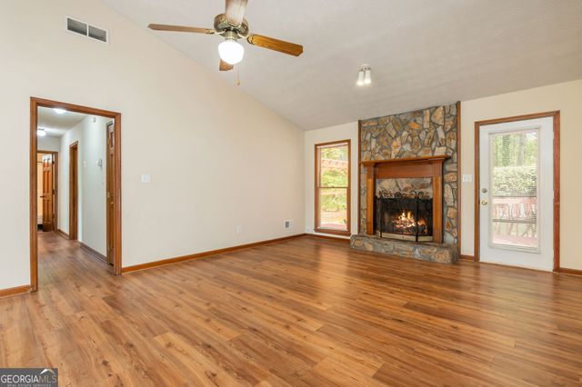 1544 Pine Creek Way, Lawrenceville, GA 30043