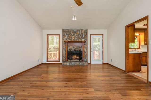 1544 Pine Creek Way, Lawrenceville, GA 30043