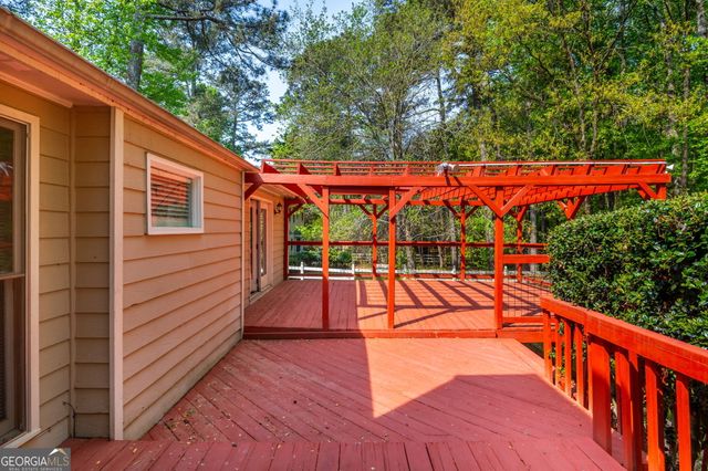 1544 Pine Creek Way, Lawrenceville, GA 30043