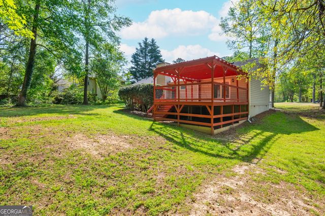 1544 Pine Creek Way, Lawrenceville, GA 30043