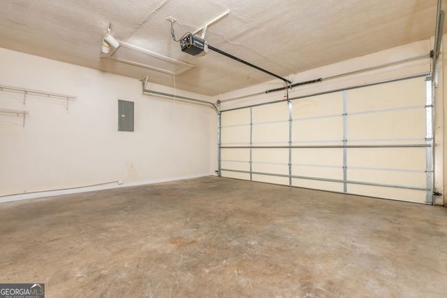 1544 Pine Creek Way, Lawrenceville, GA 30043