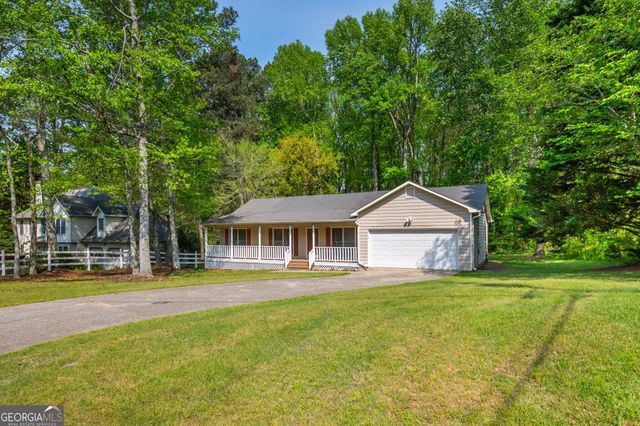 1544 Pine Creek Way, Lawrenceville, GA 30043