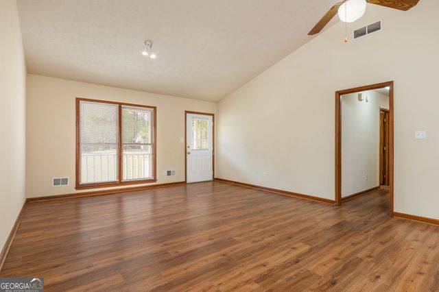 1544 Pine Creek Way, Lawrenceville, GA 30043