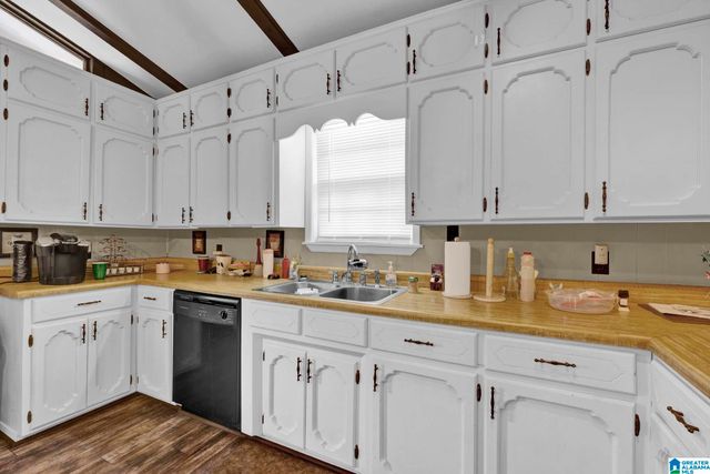 206 WOFFORD LANE, Oneonta, AL 35121
