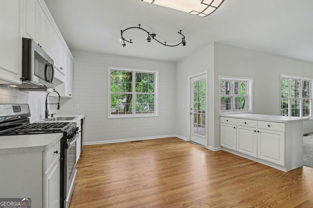 3055 Heatherstone Drive, Cumming, GA 30041