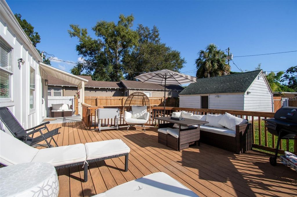 Image 50 of property listing at 3330 8TH AVENUE N, St Petersburg, FL 33713