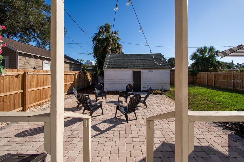 Image 53 of property listing at 3330 8TH AVENUE N, St Petersburg, FL 33713