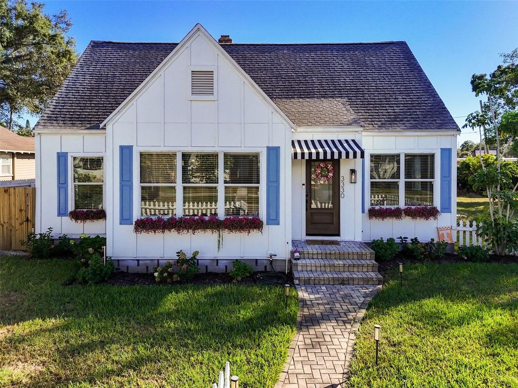 Image 56 of property listing at 3330 8TH AVENUE N, St Petersburg, FL 33713