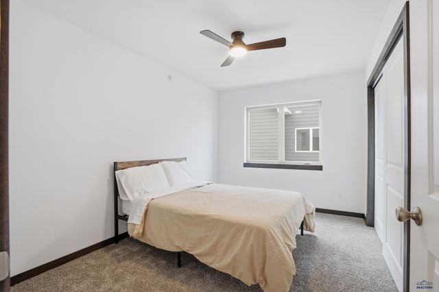 3053 HOEFER AVE, Rapid City, SD 57701