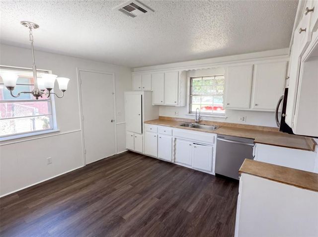 7629 NW 14th Street, Oklahoma City, OK 73127