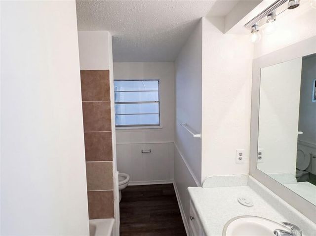 7629 NW 14th Street, Oklahoma City, OK 73127