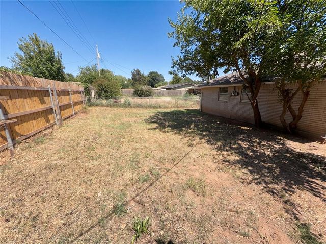 7629 NW 14th Street, Oklahoma City, OK 73127