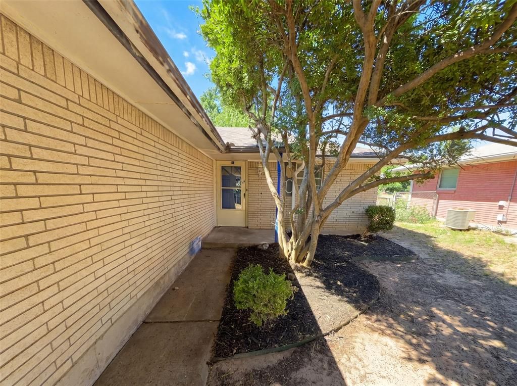 7629 NW 14th Street, Oklahoma City, OK 73127