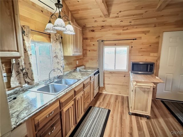 4050 State Route 221, Marathon, NY 13803