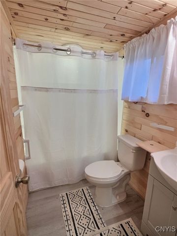 4050 State Route 221, Marathon, NY 13803