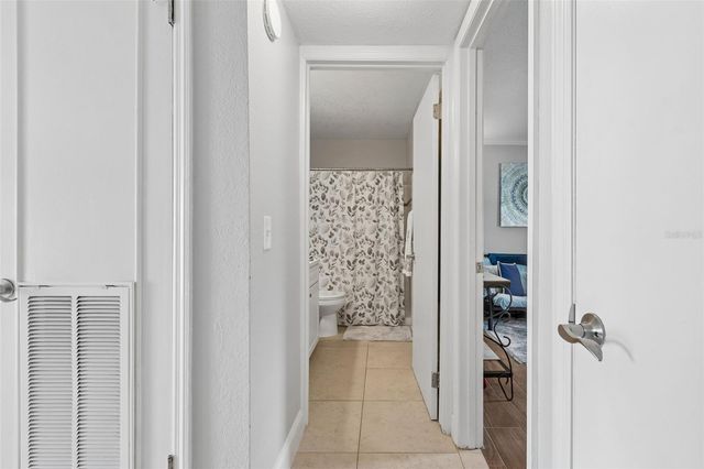 13765 JUNIPER BLOSSOM DRIVE 101, Tampa, FL 33618