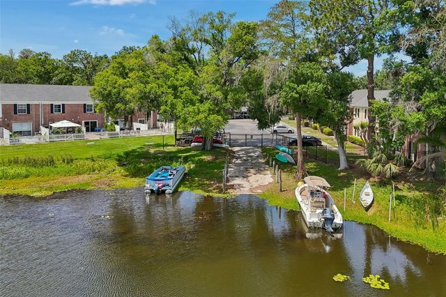 13765 JUNIPER BLOSSOM DRIVE 101, Tampa, FL 33618