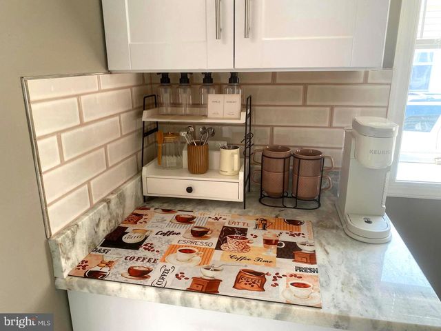 516 SUMMIT AVE, Westville, NJ 08093