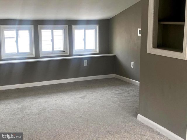 516 SUMMIT AVE, Westville, NJ 08093