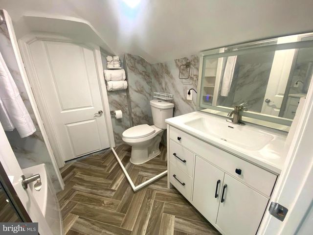 516 SUMMIT AVE, Westville, NJ 08093