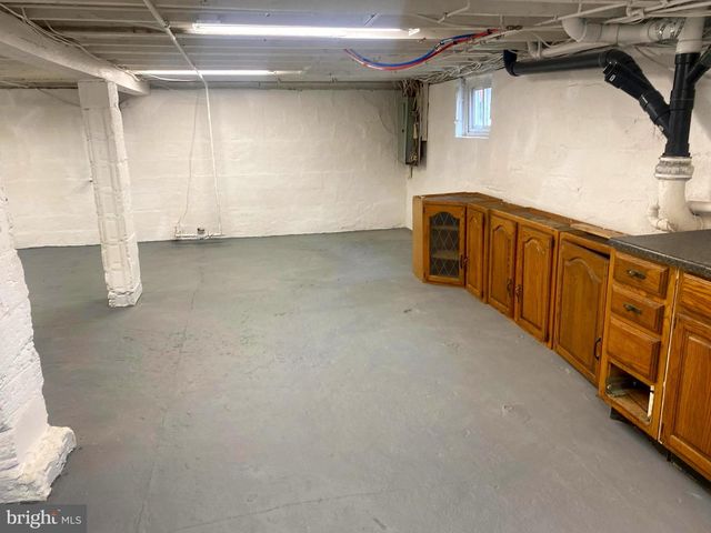 516 SUMMIT AVE, Westville, NJ 08093