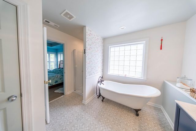 359 Kingston Lane, Mount Pleasant, SC 29464