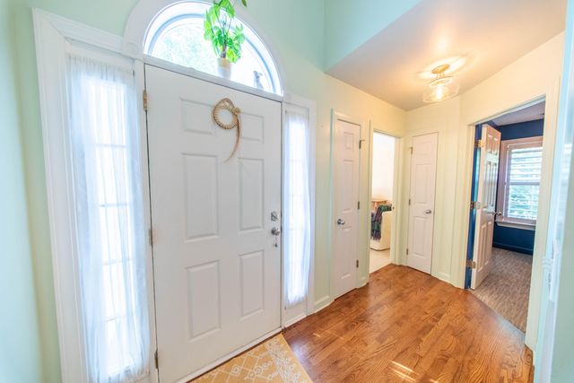 359 Kingston Lane, Mount Pleasant, SC 29464