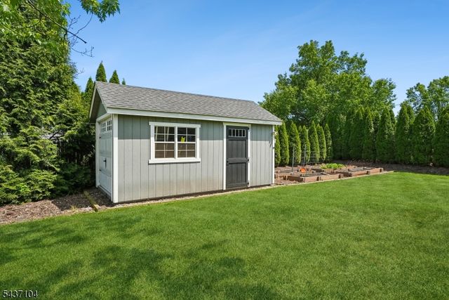 30 Manville Blvd, Bridgewater Twp., NJ 08807