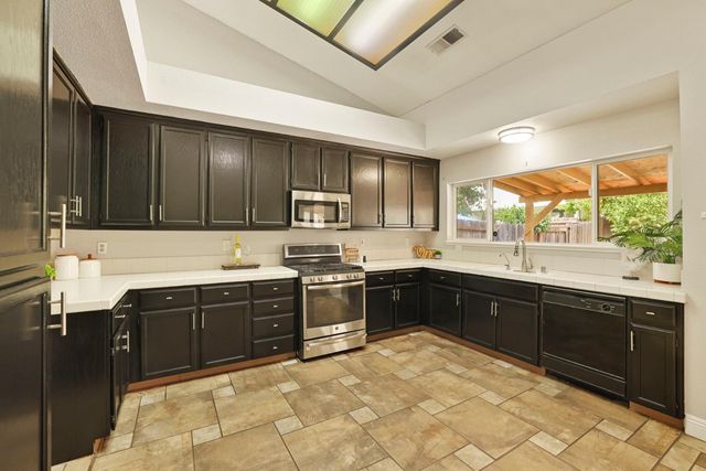 3872 Marnie Ct, Stockton, CA 95206