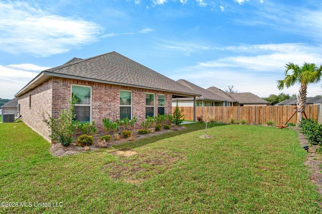 11402 Crystal Lake Drive, Gulfport, MS 39503