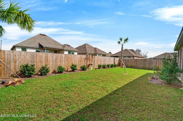 11402 Crystal Lake Drive, Gulfport, MS 39503