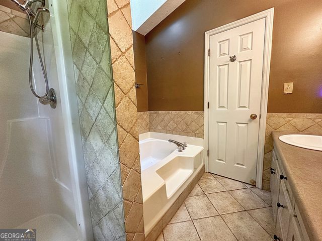 112 Greenbriar Trail, Lagrange, GA 30241