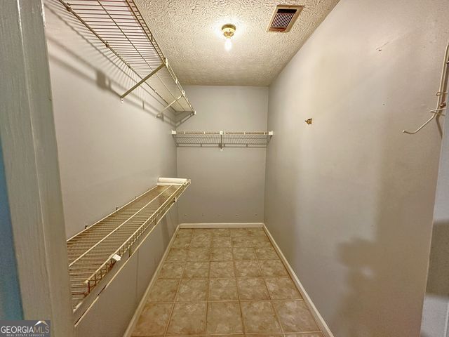 112 Greenbriar Trail, Lagrange, GA 30241