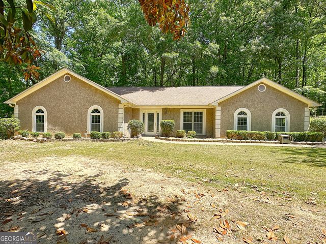 112 Greenbriar Trail, Lagrange, GA 30241
