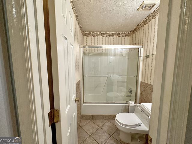 112 Greenbriar Trail, Lagrange, GA 30241