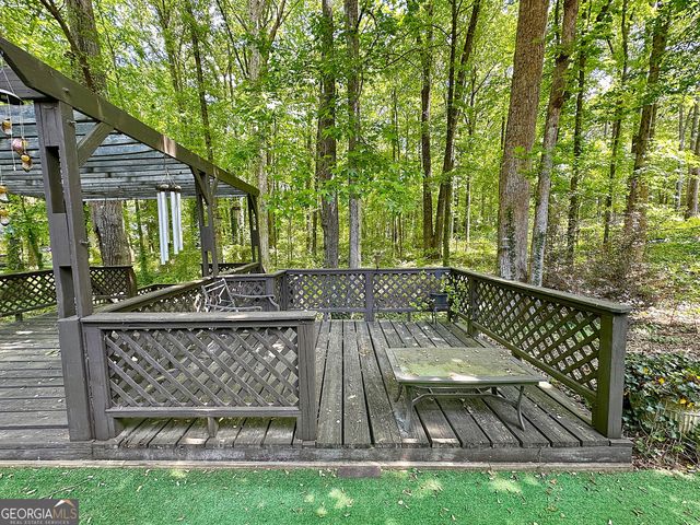 112 Greenbriar Trail, Lagrange, GA 30241