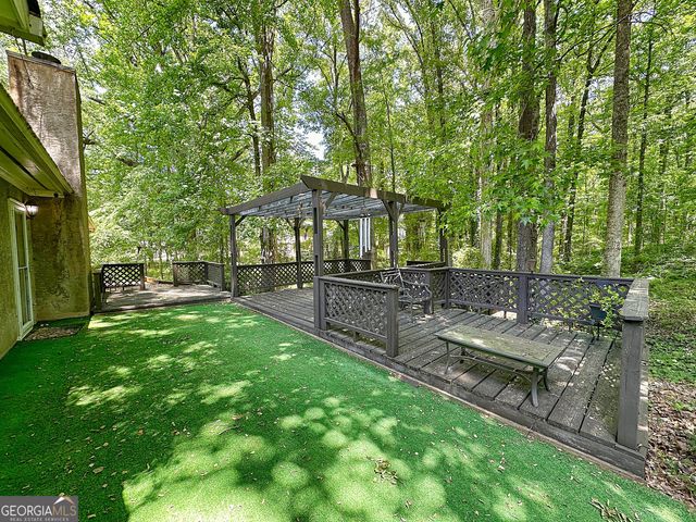 112 Greenbriar Trail, Lagrange, GA 30241