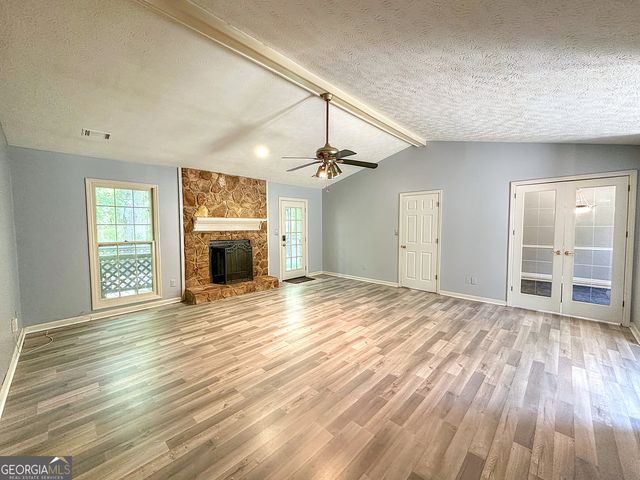 112 Greenbriar Trail, Lagrange, GA 30241