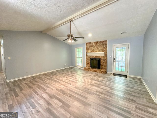 112 Greenbriar Trail, Lagrange, GA 30241